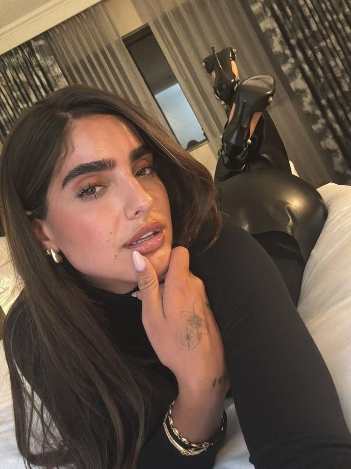 开云-😍约会去了？阿斯：维尼修斯被拍到与25岁女网红一同离开夜店