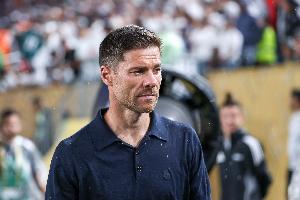 开云-主持人：阿隆索在前五场比赛中所赢得的赞誉，是否今天全部消失了