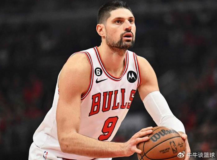 开云体育下载-11届选秀前十重排：七位全明星上榜，小托马斯第六，伦纳德领衔