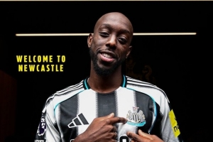 开云体育下载-维萨：效仿伊萨克？我和小蜜蜂保持着尊重和沟通，我还努力训练了