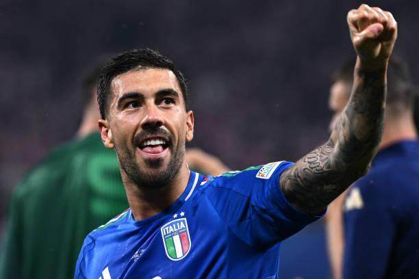 【人物】扎卡尼的救赎：从黑名单到国家英雄