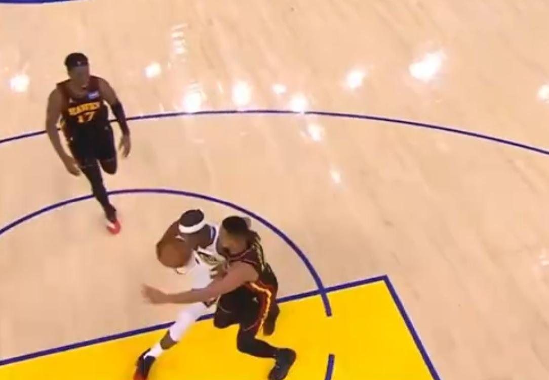 开云官网-三节崩盘！勇士111-124老鹰，谁是本场的罪魁祸首，数据不会说谎