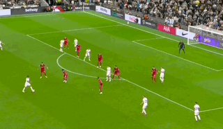 开云官网-【英超】孙兴慜破门，裁判重大误判，9人利物浦负热刺