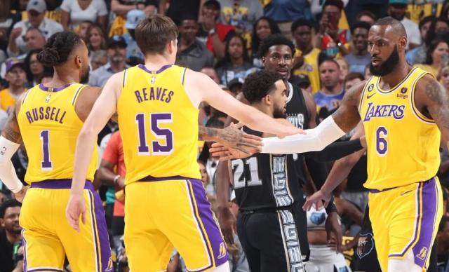 开云APP-季后赛黑洞！拉塞尔变湖人最大软肋？1.48亿或泡汤