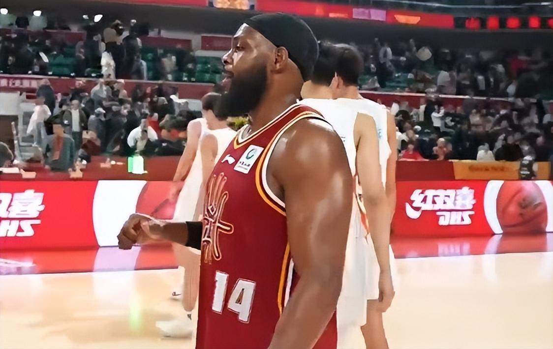 开云APP-山西4分险胜辽宁！迪亚洛28+6，张宁缺席，36岁的他真的太稳了