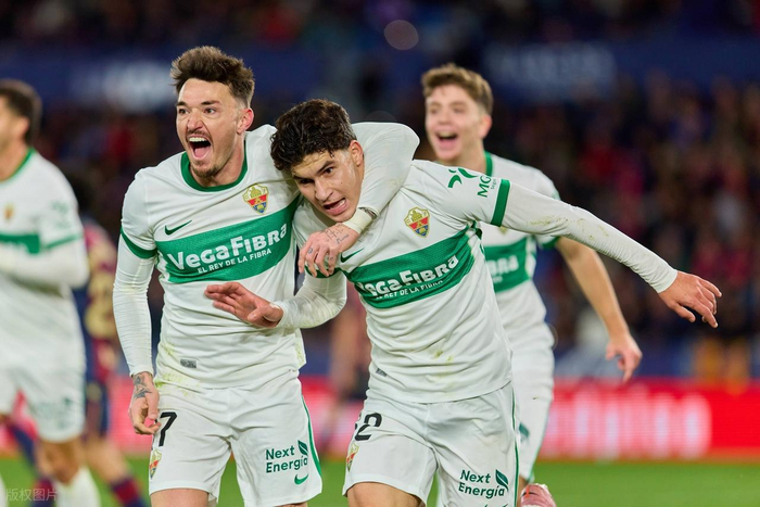 开云体育官网-西甲最新积分战报 莱万特逆转绝杀赢保级大战 皇马将在客场迎硬仗|埃尔切|点球点|罗德里戈·埃尔南德斯·卡斯坎特|迪安加纳|皇家马德里_新浪体育_新浪新闻