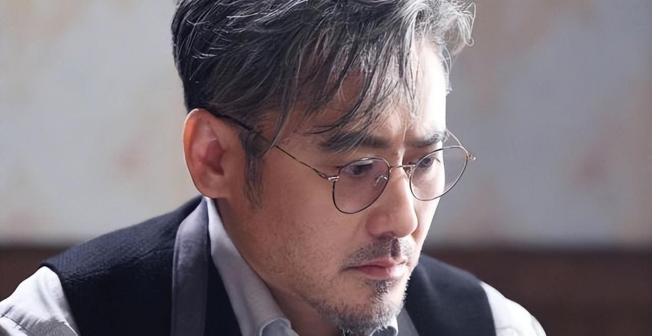 开云-善恶终有报!移居英国仅2年,57岁吴秀波再迎噩耗,步李易峰后尘