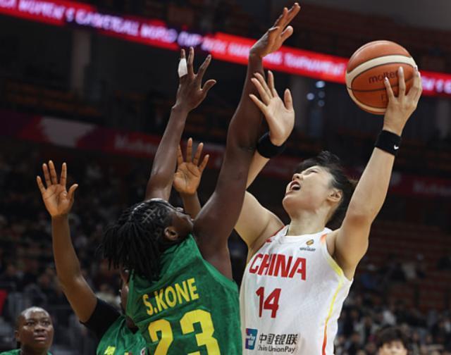 kaiyun-中国女篮世预赛取得开门红，李月汝回归首秀得分全队最高