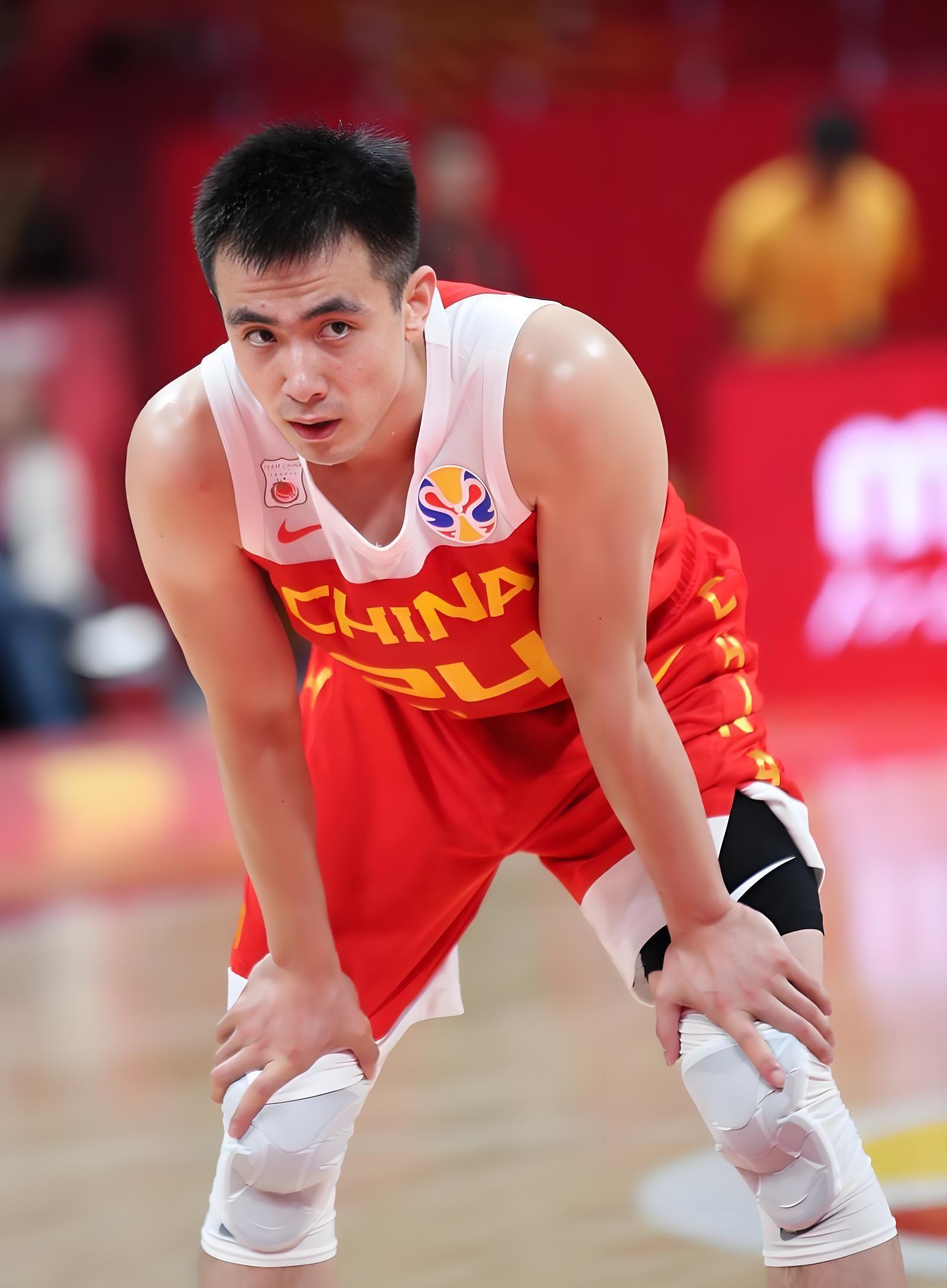 开云体育下载-CBA最应该在国家队的两名球员！一人得罪郭士强，一人触碰底线